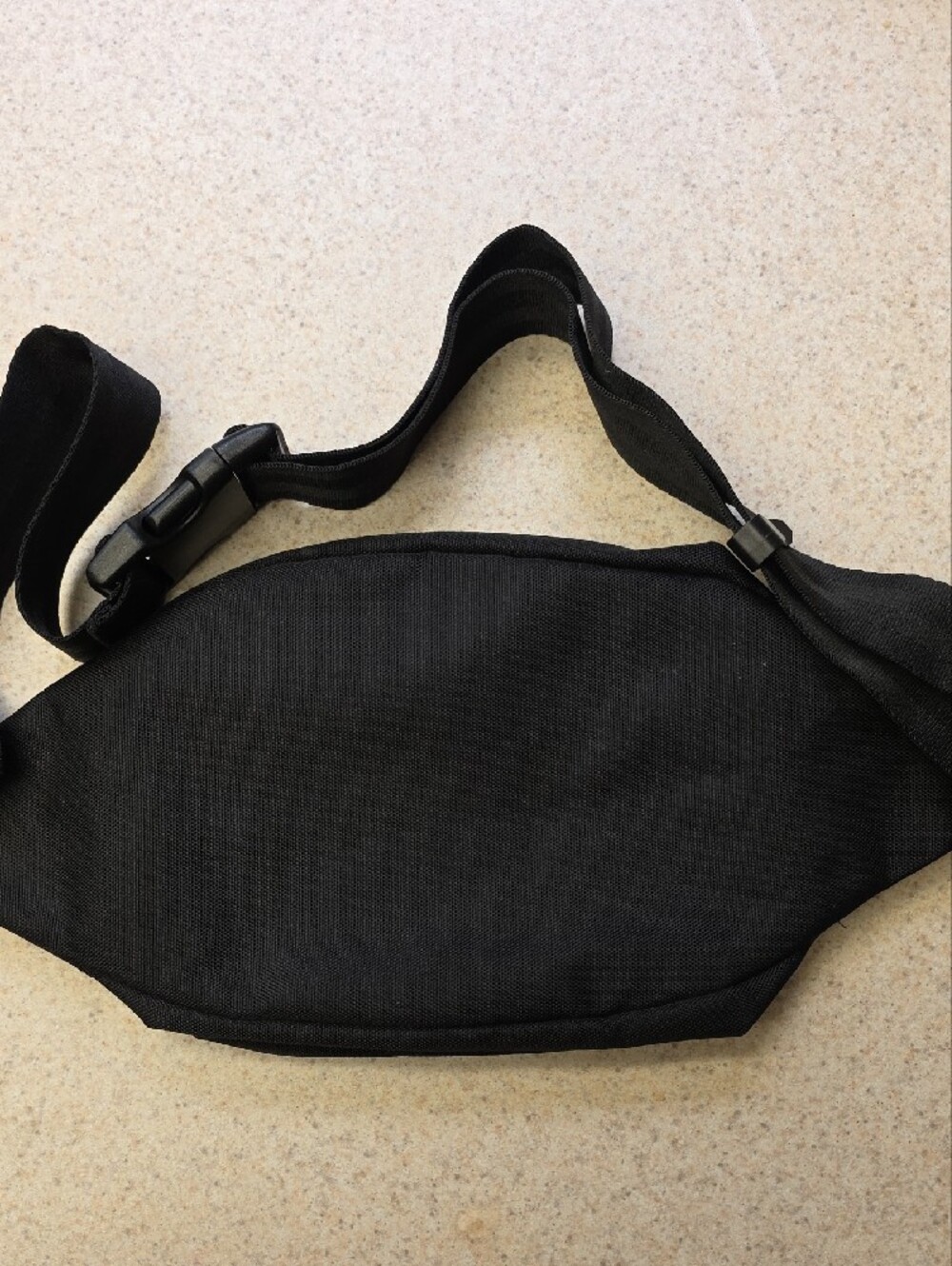 Champion Fanny Pack Waist Bag Adjustable Belt Sling Pack Black Unisex NWOT - Picture 4 of 13